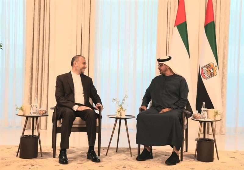 Iranian Foreign Minister, UAE President Meet in Abu Dhabi