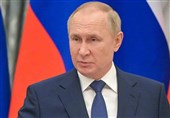 Vladimir Putin May Hint He Will Run in Russia’s 2024 Election: Kommersant