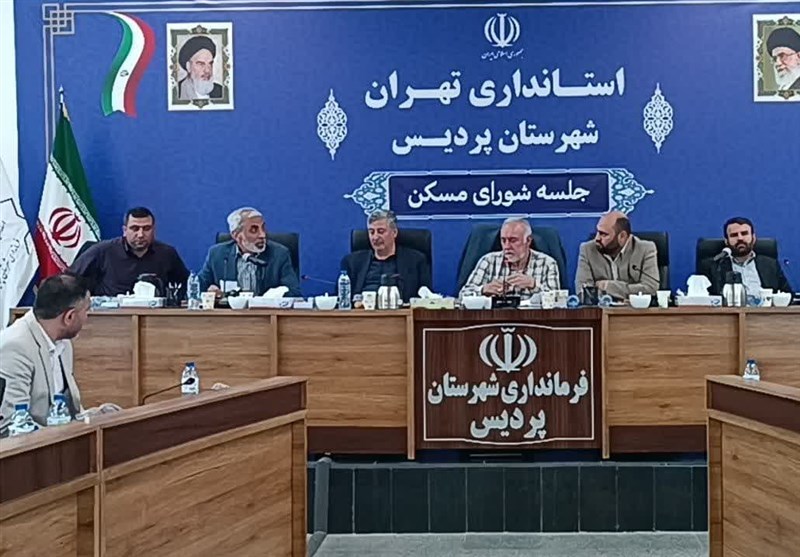 وعده استاندار تهران برای تأمین آب، برق و گاز در مسکن مهر پردیس