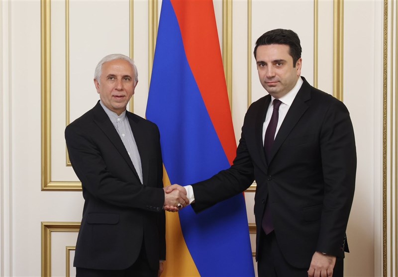 دیدار سفیر ایران با رئیس مجلس ارمنستان