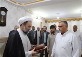 دیدار نماینده ولی فقیه در سیستان و بلوچستان با حادثه دیدگاه 8 مهر زاهدان