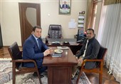 حاج‌کناری: تاجیک‌ها پیشنهاد ادامه همکاری دادند اما با مرخصی بدون حقوقم موافقت نشد/ فیزیکدان که استخدام نکرده‌اند!