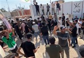 تظاهرات گسترده عراقی‌ها در برابر سفارت سوئد+فیلم