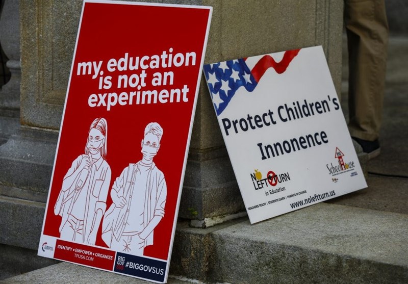 جنایت مدارس آمریکا علیه کودکان: بدون اطلاع والدین، همجنس‌باز شوید!
