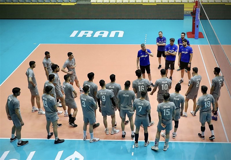 تیم والیبال جوانان ایران با 12 بازیکن وارد منامه شد