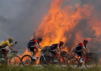  وقوع اتفاقات عجیب در دوچرخه‌سواری تور دو فرانس؛ از رکابزنی در میان آتش تا پنجری با میخ 