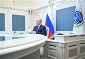 پوتین: روسیه در حال مقاومت در برابر یک جنگ ترکیبی گسترده‌ است