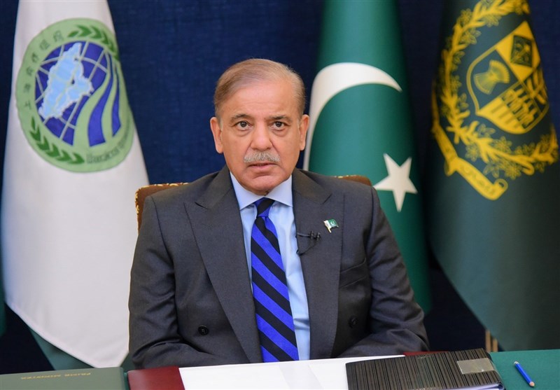 نخست وزیر پاکستان اداره کشور را به دولت موقت واگذار می‌کند