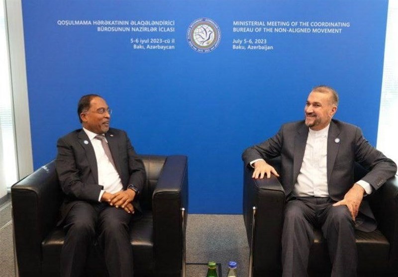 Top Diplomats Underline Development of Iran-Malaysia Ties