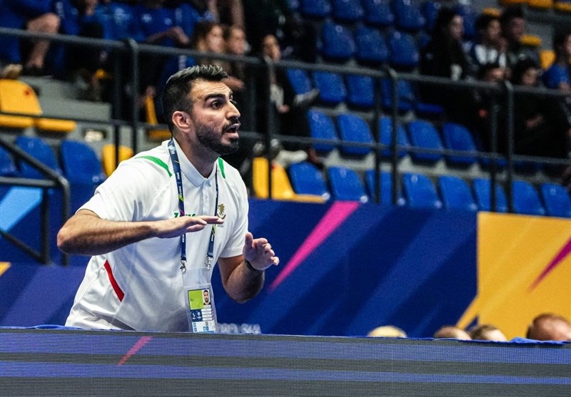 ذوالقدری: به خاطر حمایت از بازیکن ایرانی صربستان به من و پدرم توهین شد/ در بلغارستان کار تیمی می‌کنیم