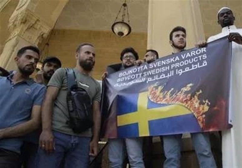 خشم نمازگزاران لبنانی از رژیم صهیونیستی و سوئد