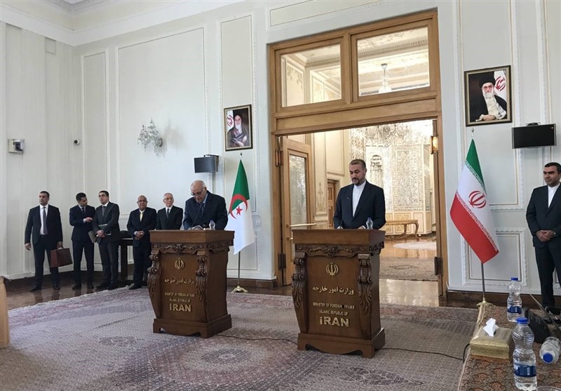 نشست خبری وزرای خارجه ایران و الجزایر