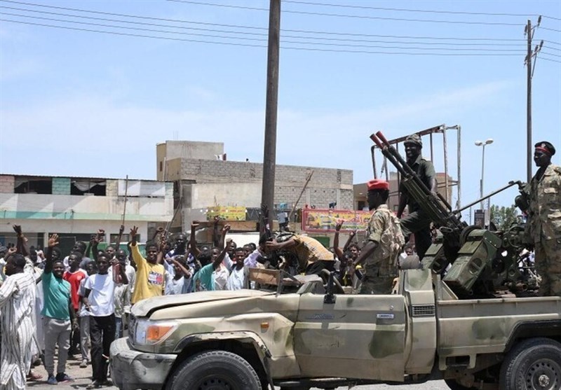 طرف‌های درگیر در سودان یکدیگر را به تداوم جنگ متهم می‌کنند