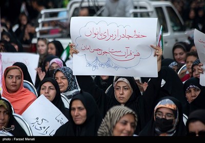 اجتماع بزرگ مدافعان حریم خانواده در کرمانشاه 
