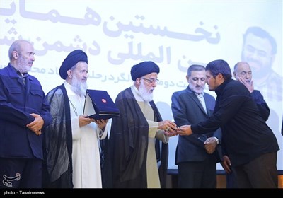 عنوان نخستین همایش بین‌المللی دشمن‌شناسی به مناسبت دومین سالگرد ارتحال استاد محمدحسین فرج‌نژاد