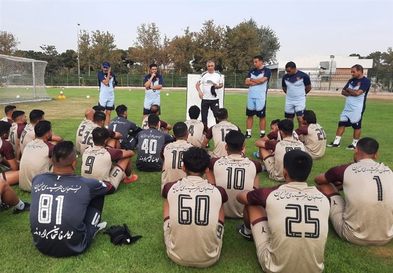 پیگیری تمرینات مسی‌ها پس از 2 روز استراحت/ اضافه شدن مدافع عراقی به جمع شاگردان الهامی