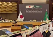 سفر نخست وزیر ژاپن به چند شهر عربستان/ امضای 26 قرارداد همکاری اقتصادی دوجانبه