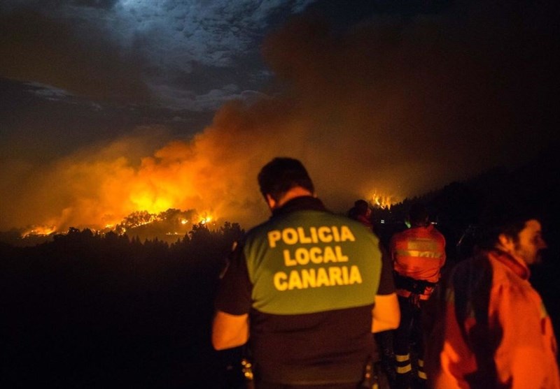 آتش سوزی در جزایر قناری اسپانیا بیش از 5 هزار هکتار زمین را نابود کرد