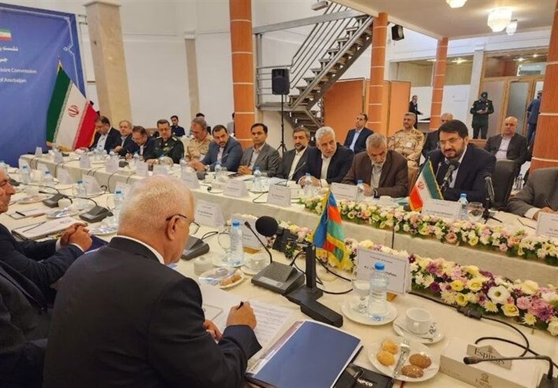 Heads of Iran-Azerbaijan Joint Economic Commission Hold Talks in Astara