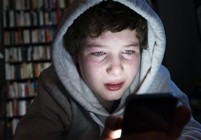  فضای مجازی و نقش والدین در صیانت از کودکان نسل آلفا 