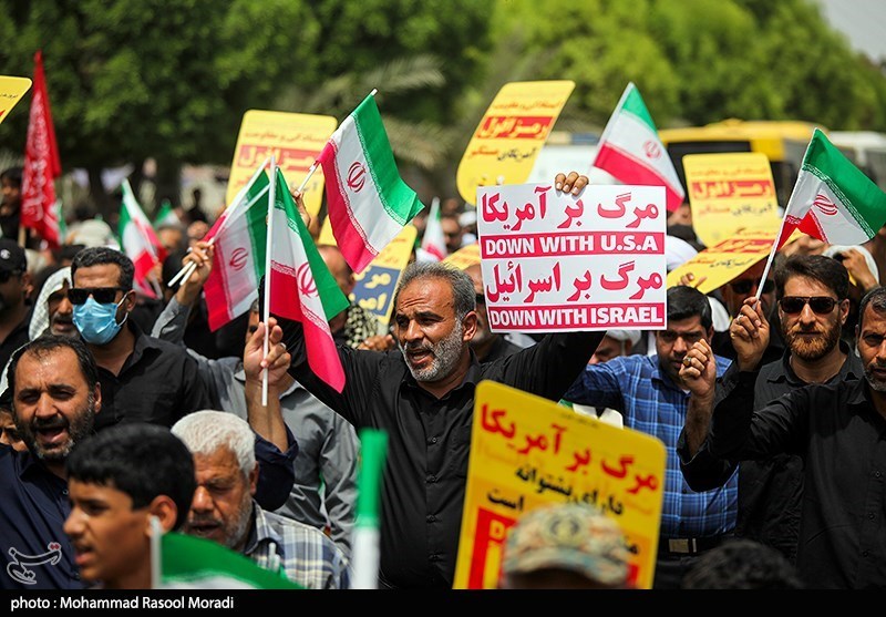 راهپیمایی مردم تهران در محکومیت اهانت به قرآن کریم در سوئد