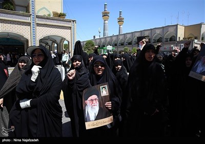 راهپیمایی مردم مشهد در محکومیت اهانت به قرآن کریم