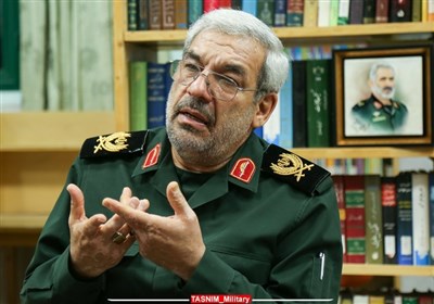 سردار میریان: دشمن متجاوز را پودر می‌کنیم/ امروز خاکریز‌هایمان هزاران کیلومتر دورتر از ‌‌مرزهای ایران قرار دارد
