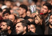 مراسم عزاداری شب تاسوعای حسینی (ع) در حسینیه امام خمینی (ره)
