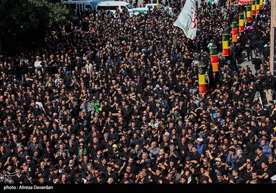 اجتماع عزاداران اردبیلی در تاسوعای حسینی