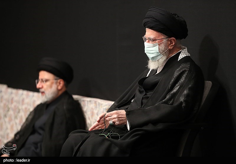 عزاداری شب عاشورای حسینی با حضور رهبر انقلاب اسلامی برگزار شد