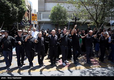 مراسم عزاداری عاشورای حسینی در مشهد 