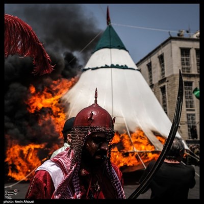 خیمه سوزان ظهر عاشورا در چهار راه گلوبندک تهران