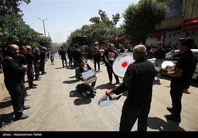 مراسم عزاداری روز عاشورای حسینی در مریانج - همدان