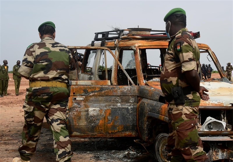 تعلیق قانون اساسی نیجر/ امیدواری «بازوم» برای بازگشت به قدرت