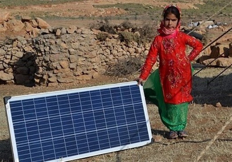 توزیع 30 هزار سامانه قابل حمل برق خورشیدی برای تامین برق عشایر تا پایان سال