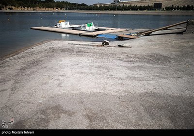 حال و روز دریاچه آزادی در روزهای گرم تابستان 