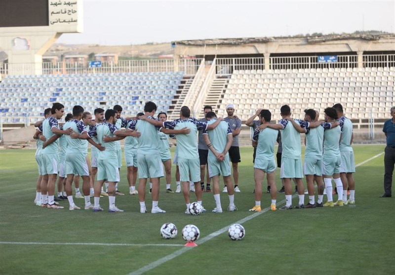 نماینده AFC ناظر آخرین تمرین تراکتور برای دیدار با الشارجه / عبدی در تبریز تمرین کرد