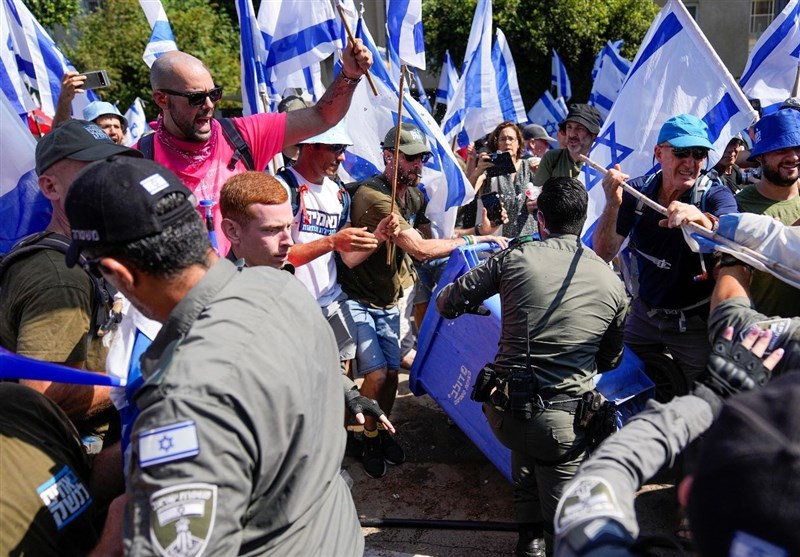 رسانه عبری: اعتراضات فعلی ریشه در اختلافات عمیق ساختاری اسرائیل دارد