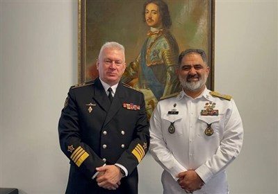  دریادار ایرانی با فرمانده نیروی دریایی روسیه دیدار کرد 