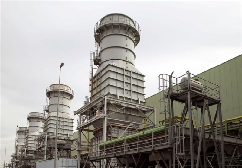 تبدیل نیروگاه گازی سمنان به نیروگاه سیکل ترکیبی/ کلنگ واحد بخار به زمین خورد