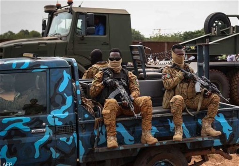 کشته شدن 5 نظامی نیجر در حمله نظامیان فرانسه / مداخله نظامی به 6 ماه زمان نیاز دارد