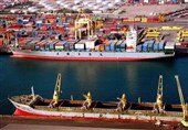 2.2% Annual Growth Reported in Iran&apos;s Ports Activity: PMO Chief