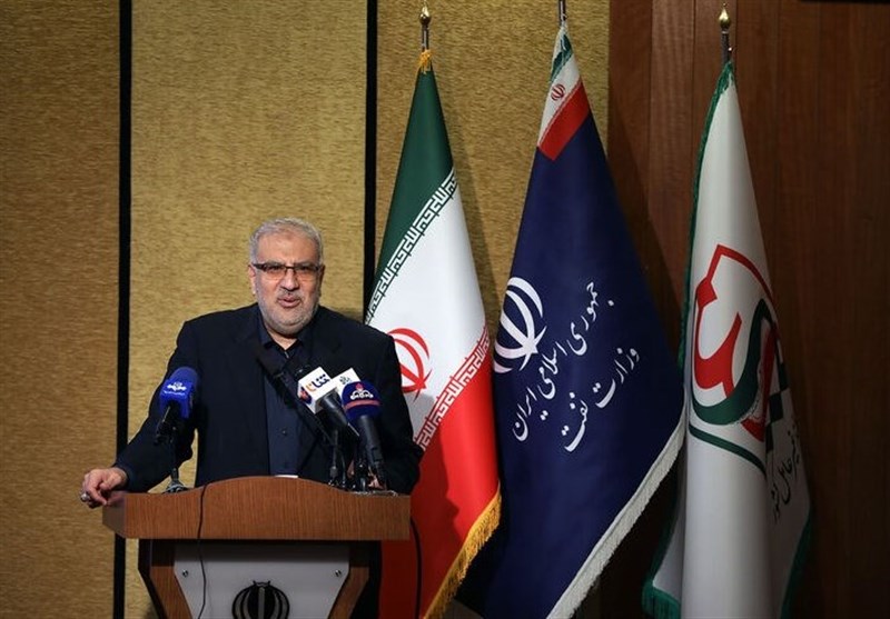 Not A Cent of Oil Revenues Blocked during Current Administration: Iran&apos;s Oil Minister