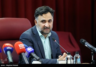 روح‌الله دهقانی فیروزآبادی معاون علمی فناوری و اقتصاد دانش بنیان رئیس‌جمهور