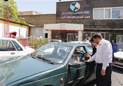  مخبر: مقرر شد سقف برداشت بنزین در ۱۵ جایگاه تهران لغو شود 