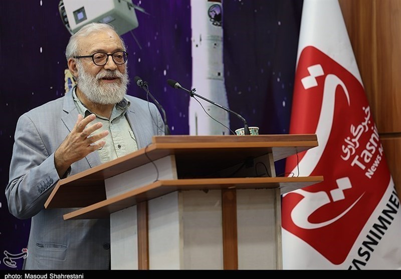 محمد جواد لاریجانی: معهد أبحاث العلوم الأساسیة یسعى إلى إحیاء علم الفلک