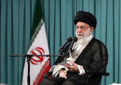  امام خامنه‌ای: شهدا هویت ملت ایران هستند؛ هویت ملی نباید فراموش شود 