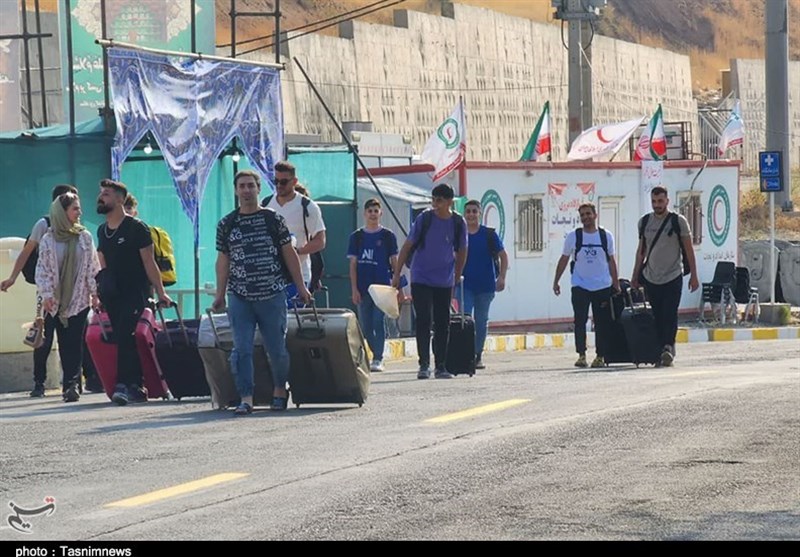 تردد نخستین زائران اربعین حسینی از مرز تمرچین + تصویر