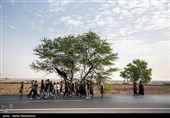 حرکت کاروان پیاده‌روی اربعین از ملاشیه‌ی اهواز