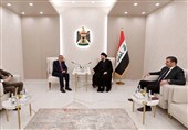 حکیم در دیدار سفیر الجزایر: ثبات عراق دروازه‌ای به سوی ثبات منطقه است